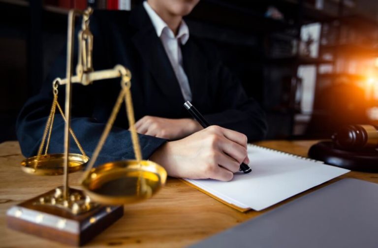 How To Choose The Right New York Asbestos Lawyer For Your Case?